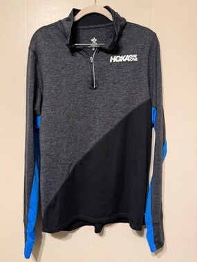 Hoka One One Men’s Half-Zip Pullover Sweater in Charcoal, Black & Blue
